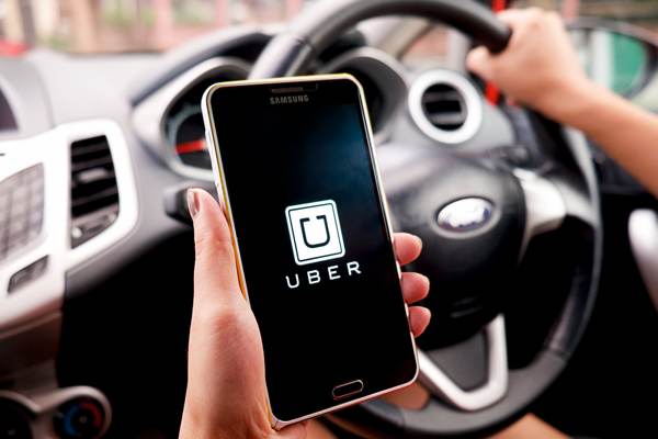 Le Président de la start-up Uber quitte ses fonctions